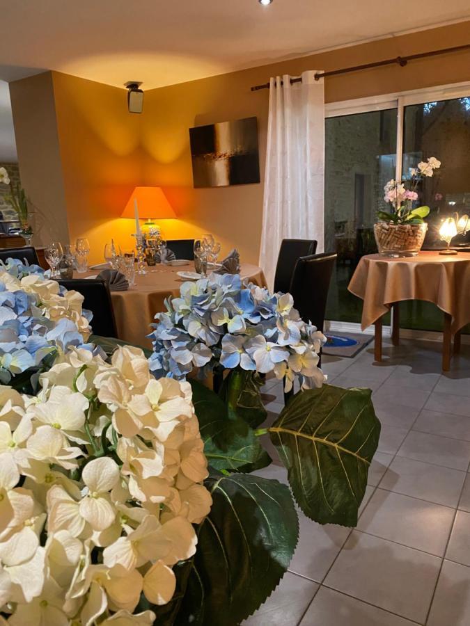 Hotel - Restaurant L'Hortensia Noyalo Экстерьер фото
