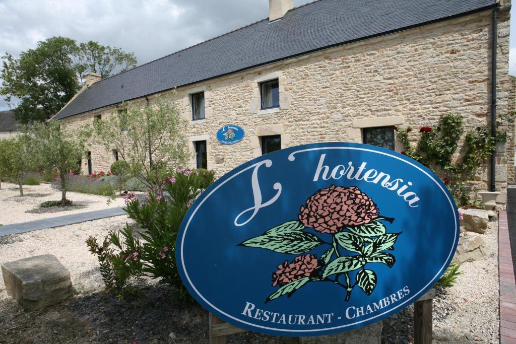 Hotel - Restaurant L'Hortensia Noyalo Экстерьер фото