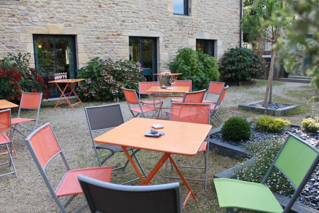Hotel - Restaurant L'Hortensia Noyalo Экстерьер фото